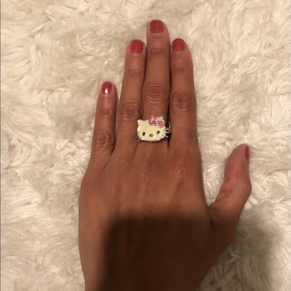 BRAND NEW Authentic Hello kitty sterling silver 925 ring. Purchased from Sanrio.